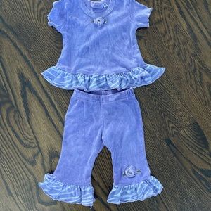 C&C California short sleeve top and pant set.